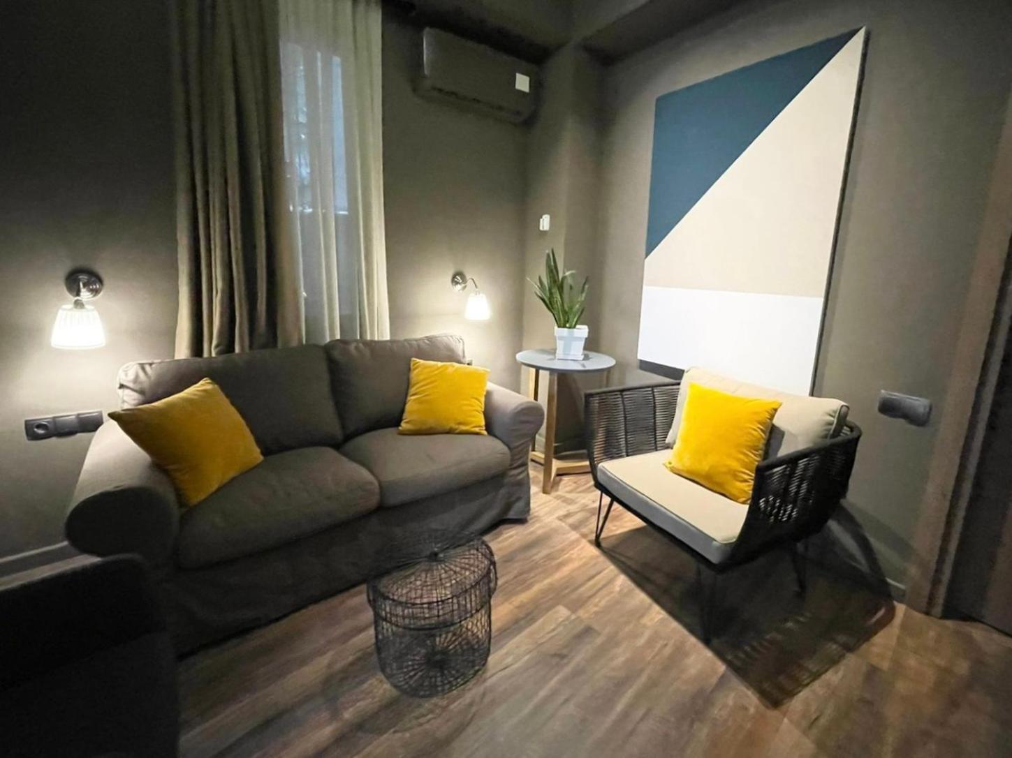 Апартаменти Moma, Contemporary Design At Old Tbilisi. Perfect Location Екстер'єр фото
